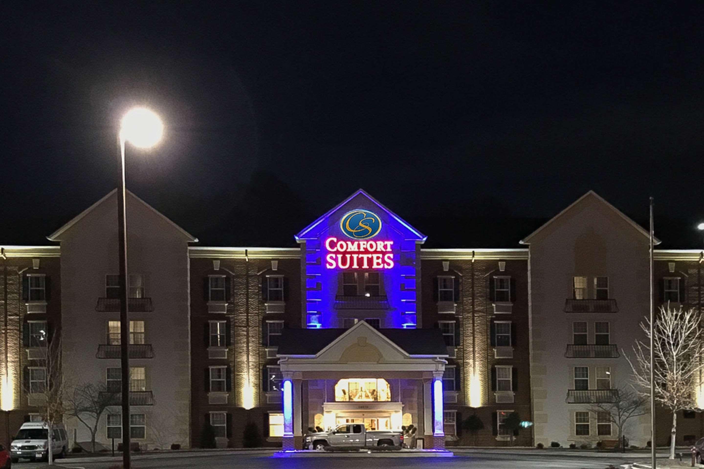 Comfort Suites Newport News Airport Exteriér fotografie