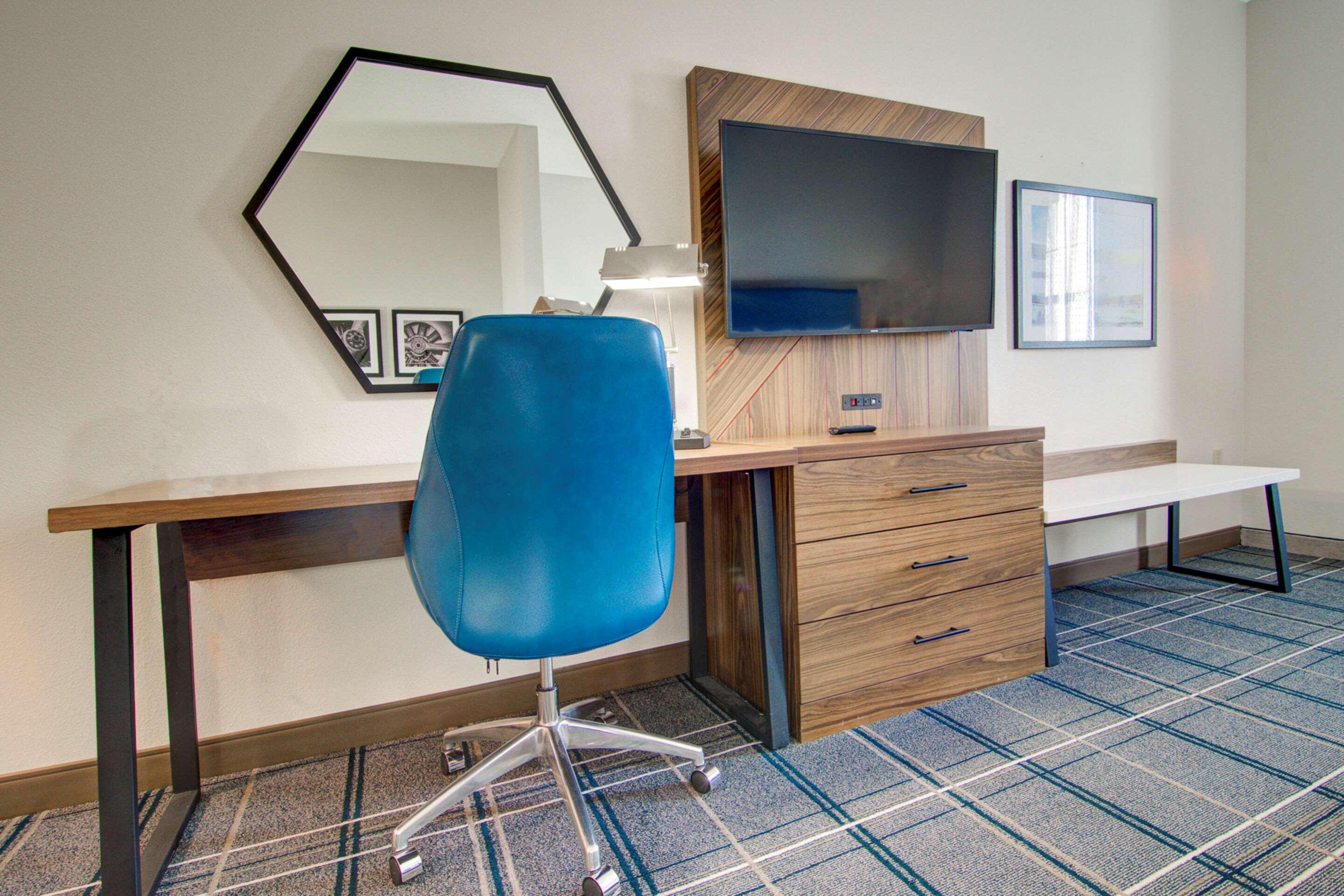 Comfort Suites Newport News Airport Exteriér fotografie