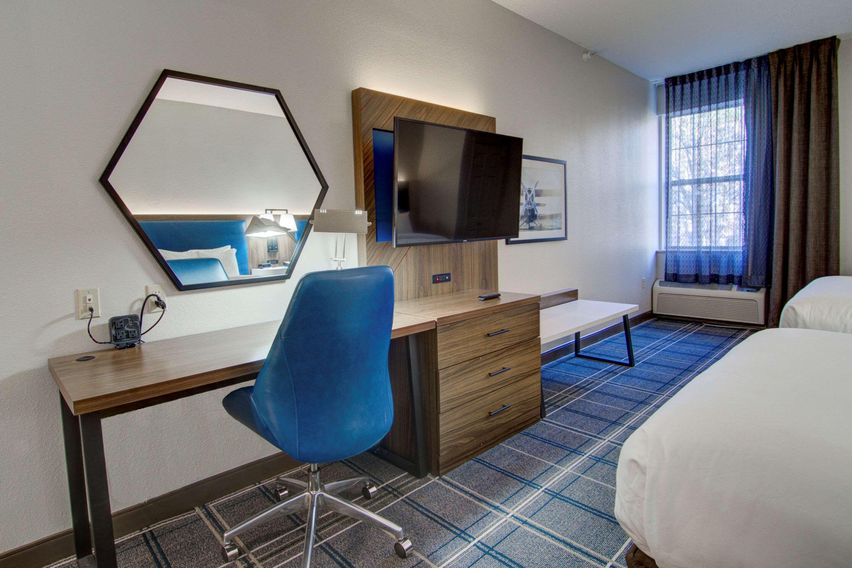Comfort Suites Newport News Airport Exteriér fotografie