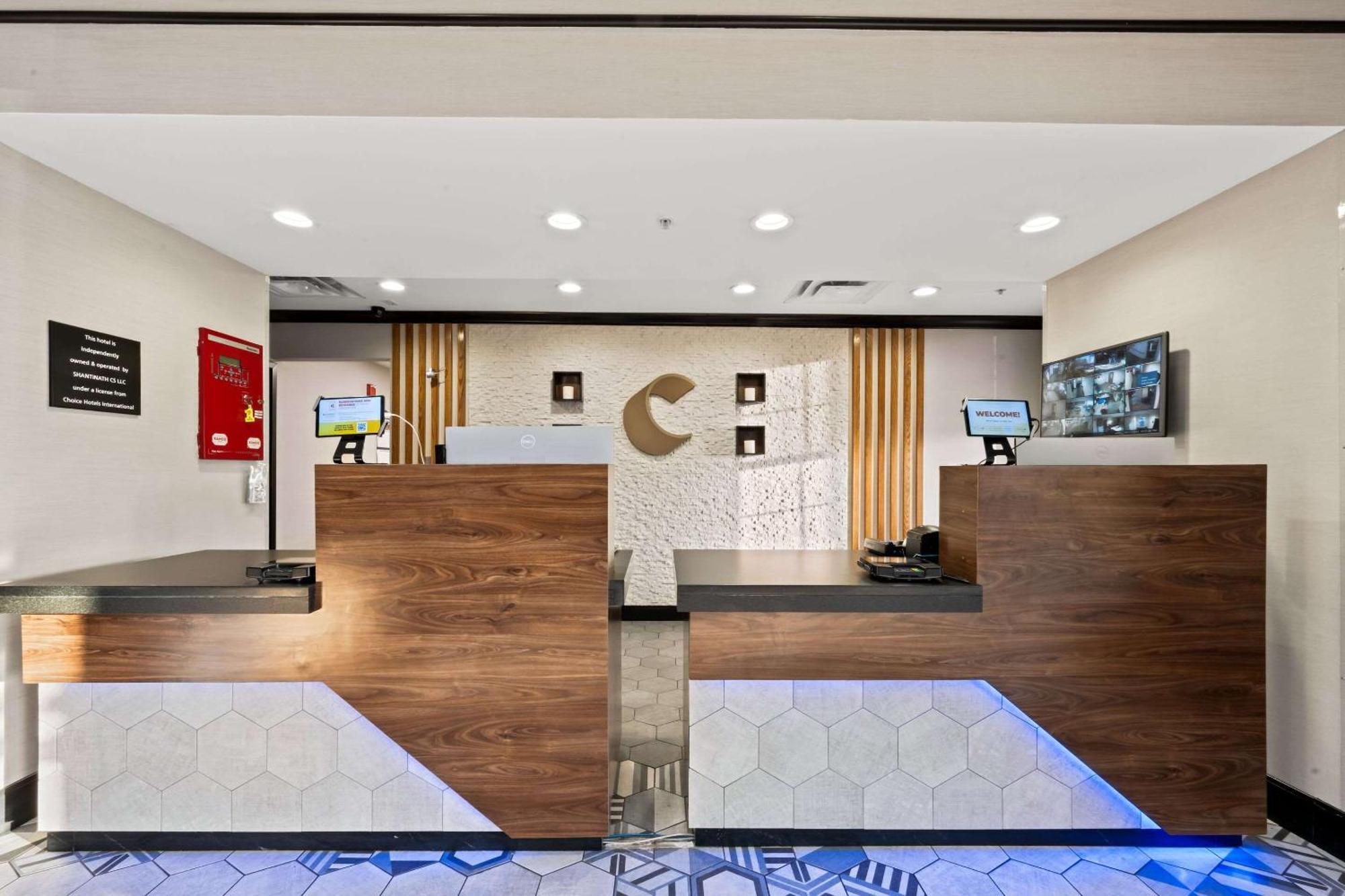 Comfort Suites Newport News Airport Exteriér fotografie