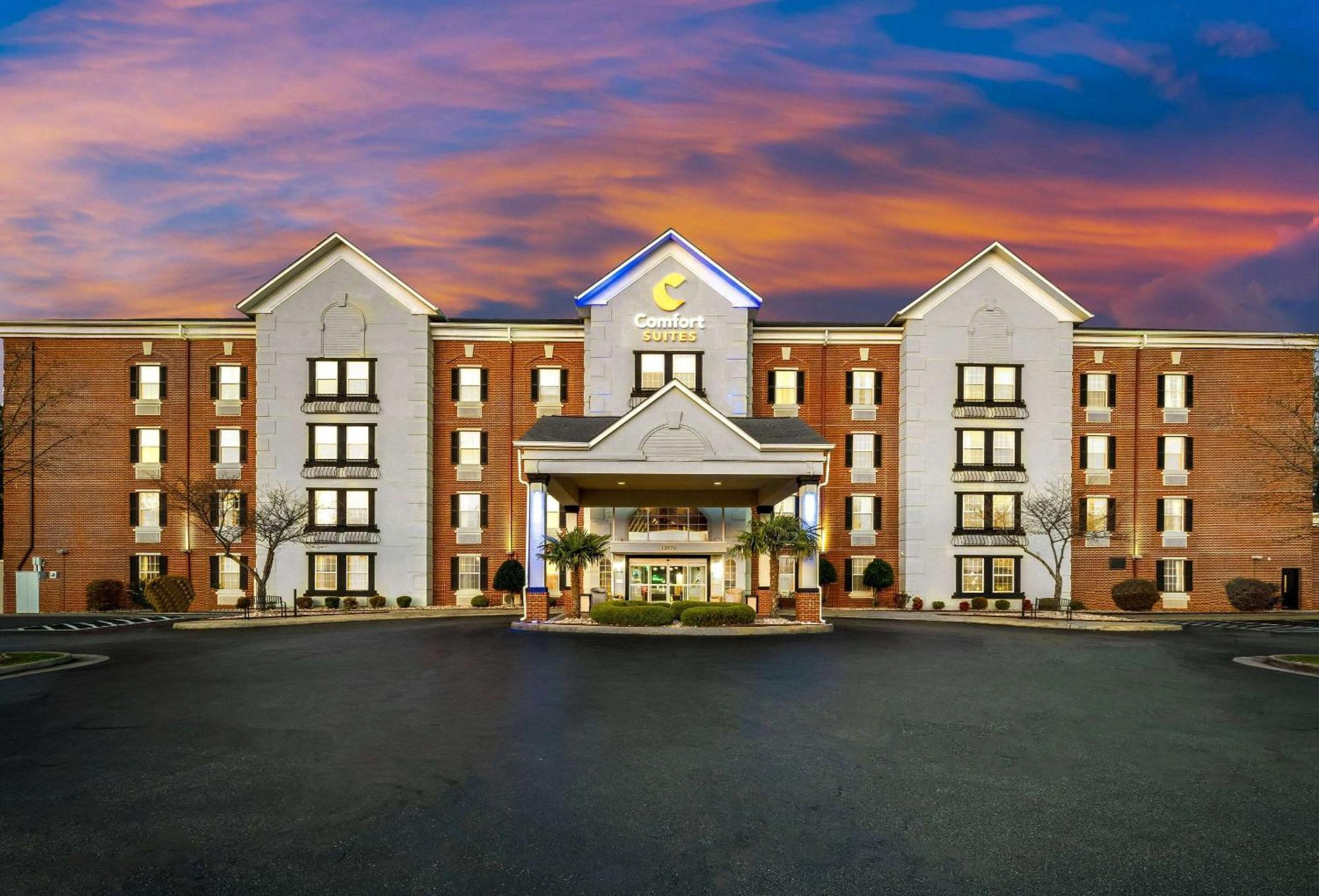 Comfort Suites Newport News Airport Exteriér fotografie