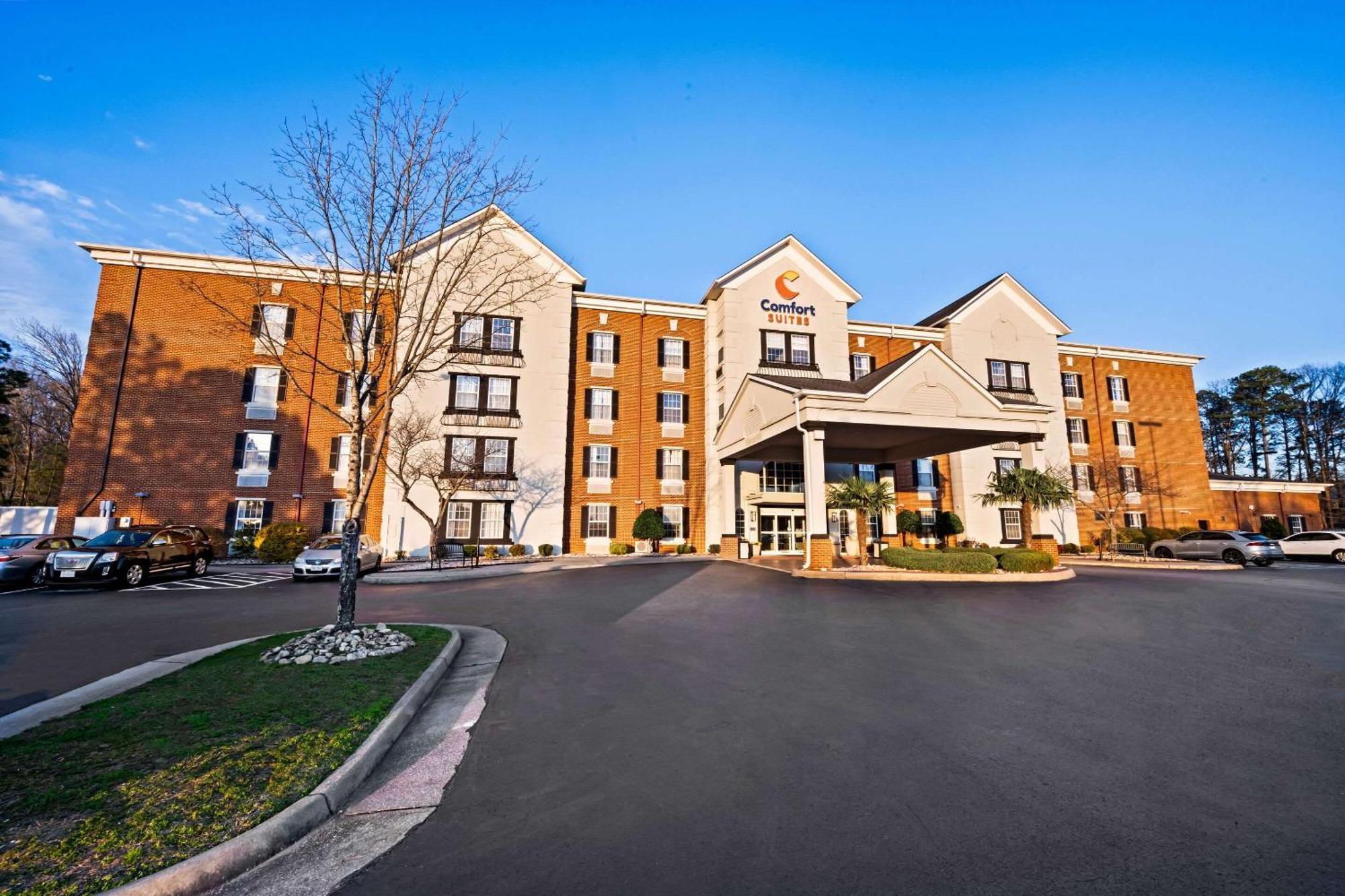 Comfort Suites Newport News Airport Exteriér fotografie