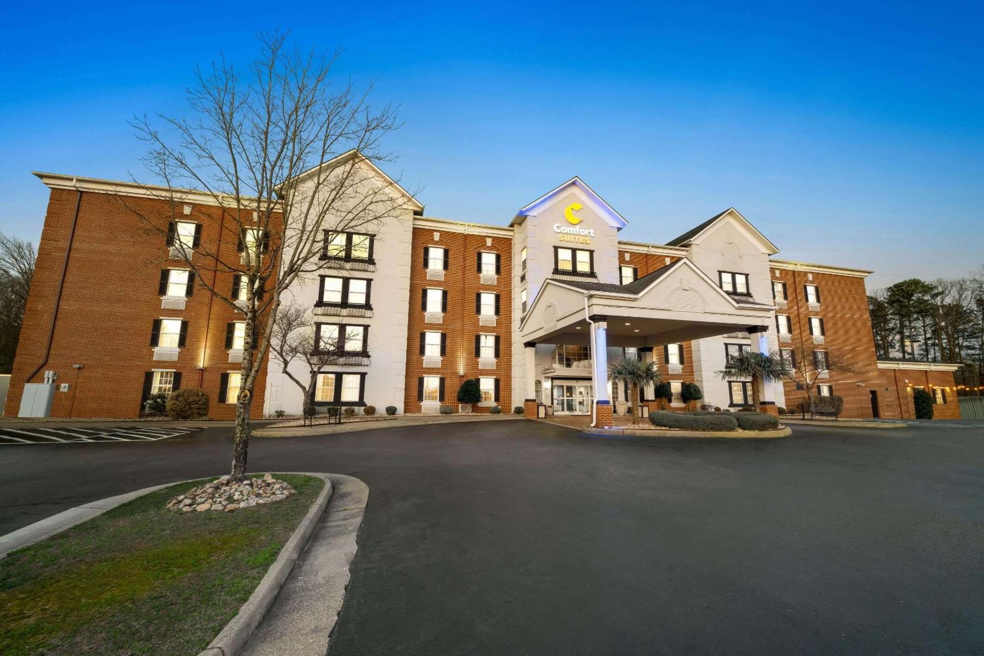 Comfort Suites Newport News Airport Exteriér fotografie