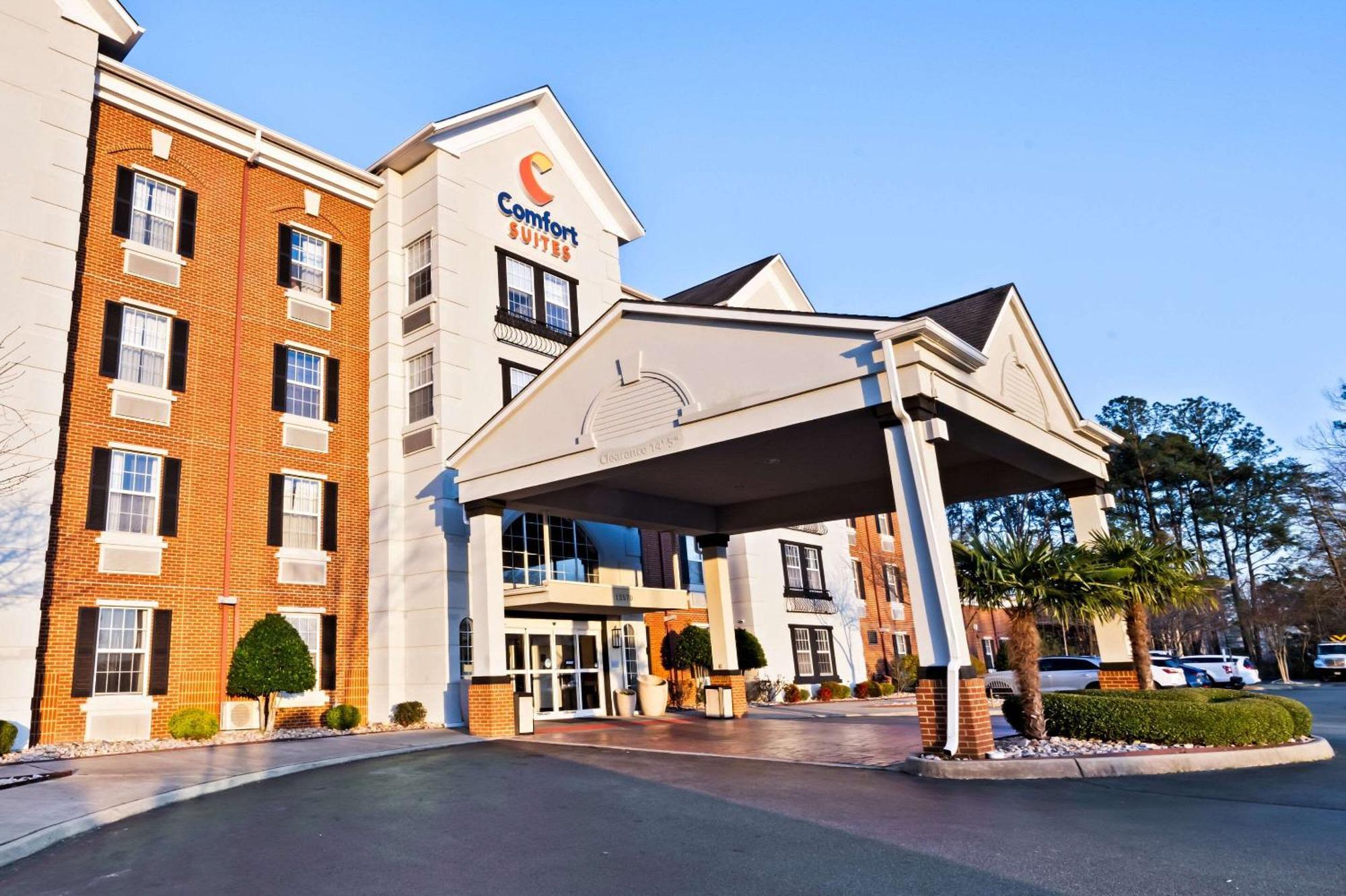 Comfort Suites Newport News Airport Exteriér fotografie